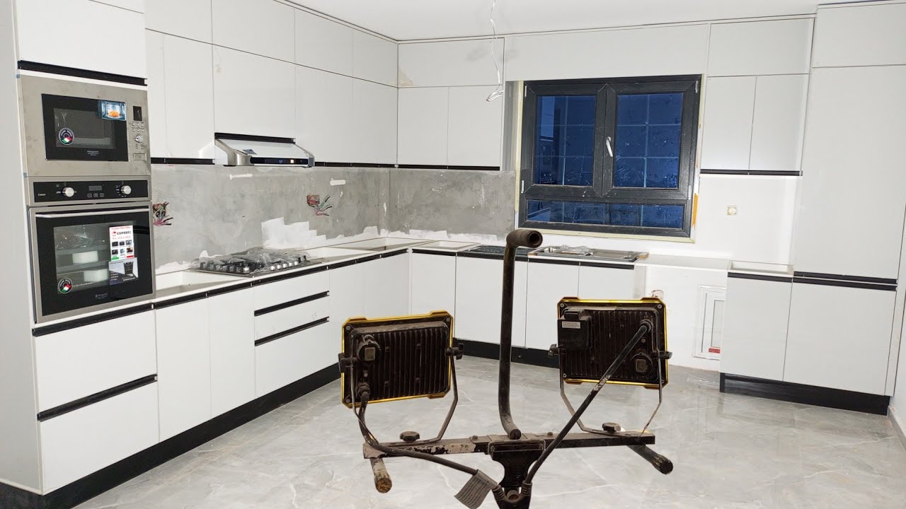 مطبخ هيڨلوز مع دريسينڨ عصري | خدمة نظيفة و تصميم فاخر ✨