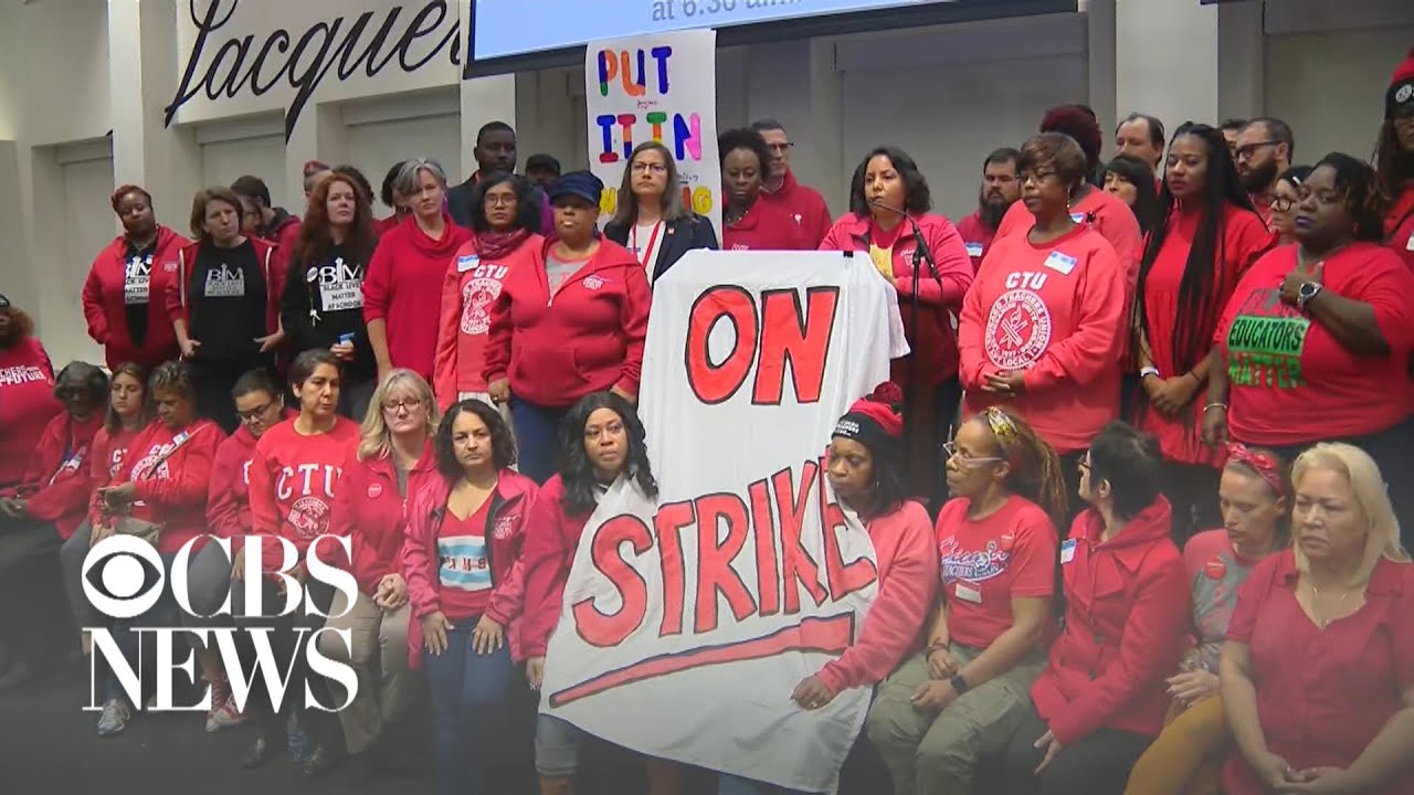 Thousands of Chicago teachers vote to strike - YouTube
