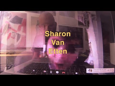Sharon Van Etten, un café, dos computadoras y Skype