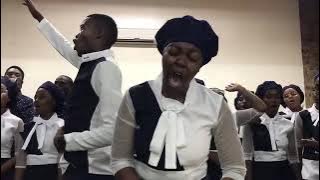 Ke buswa ke moya by Ingqayizivele gospel choir