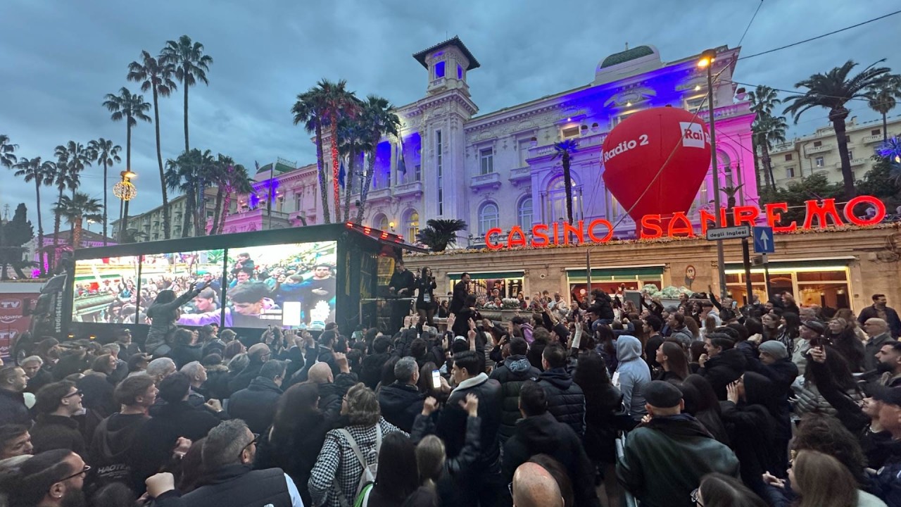 Sanremo 2026, a illuminare il centro della città è stata una realtà calabrese: Studio54Network