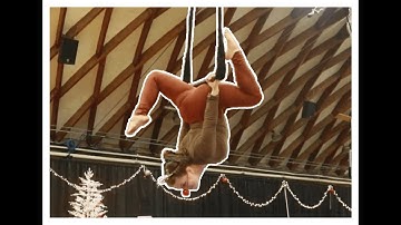 Nadya Mirochnitchenko - 2021 Static Trapeze Christmas Showcase