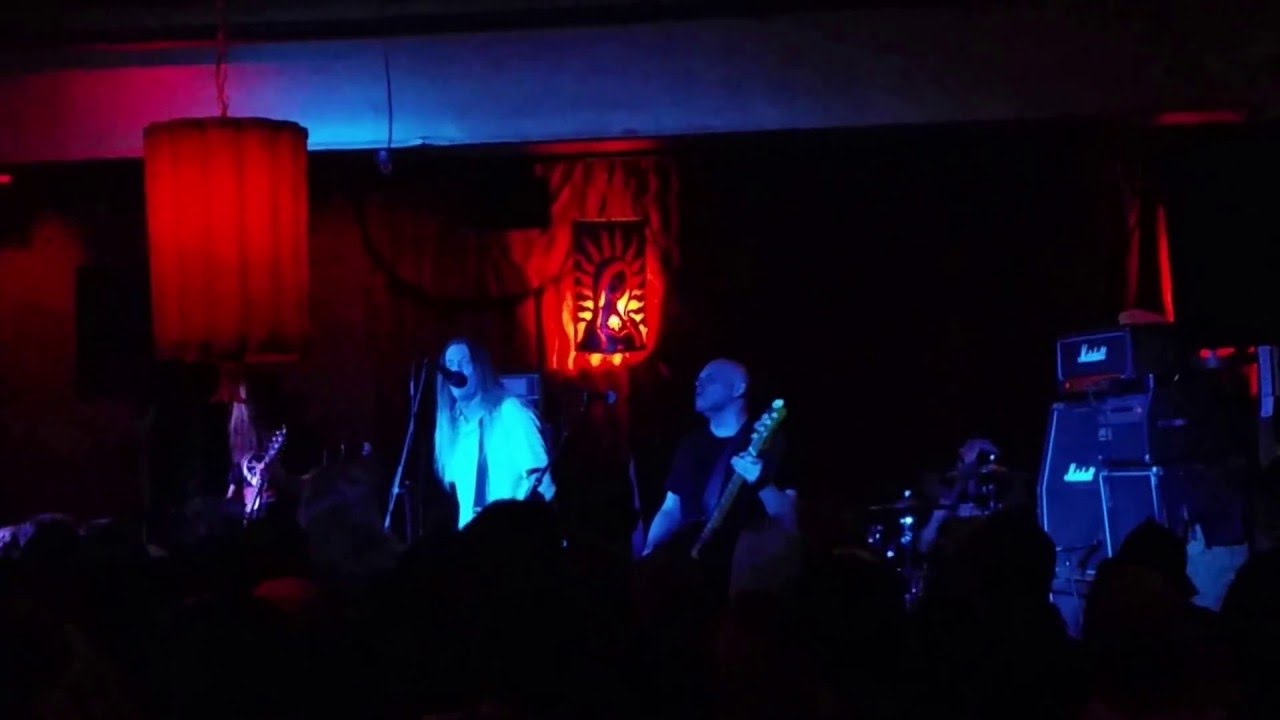 Fu Manchu "Over The Edge" Alex's Bar, Long Beach. 4-2-16