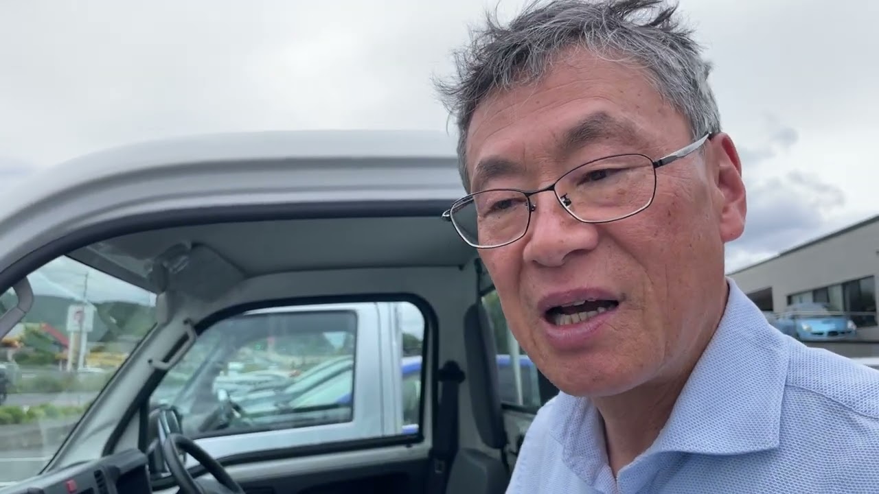 何故サンバートラックは生き残れたのか - YouTube