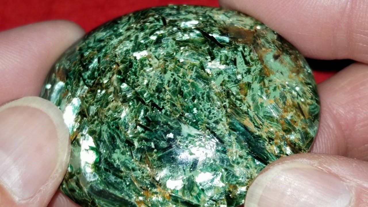 Fuchsite with Green Mica #1 - YouTube