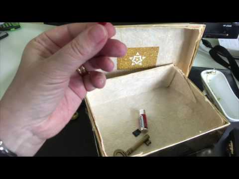 UNBOXING LCU17 video phone beyonce mp3