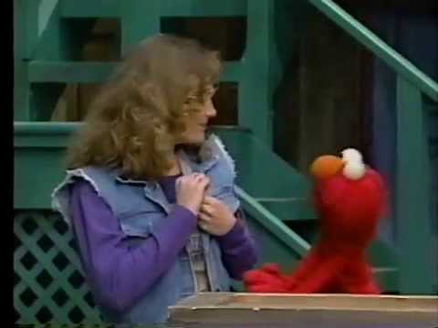 Sesame Street - Elmo Wants to Marry Gina