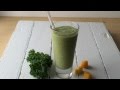 How to Make a Mango Coconut Green Smoothie