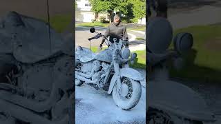 Motorcycle detailing / Washing Harley-Davidson in 30 seconds #JustRideThatThing #justridethatthing