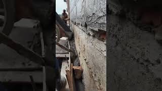 How a House Is Moved from One Place to Another - Good tools and machinery make work easy