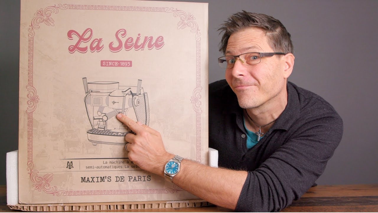 Maxim's de Paris La Seine X - Unboxing and Commissioning