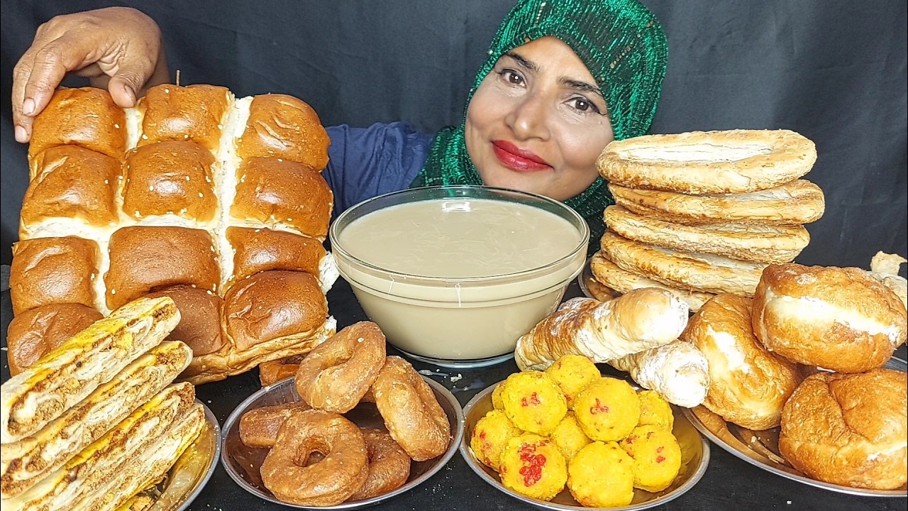 EATING DIFFERENT TYPES OF BAKERY WITH MILK TEA, EATING ASMR, MUKBANG.