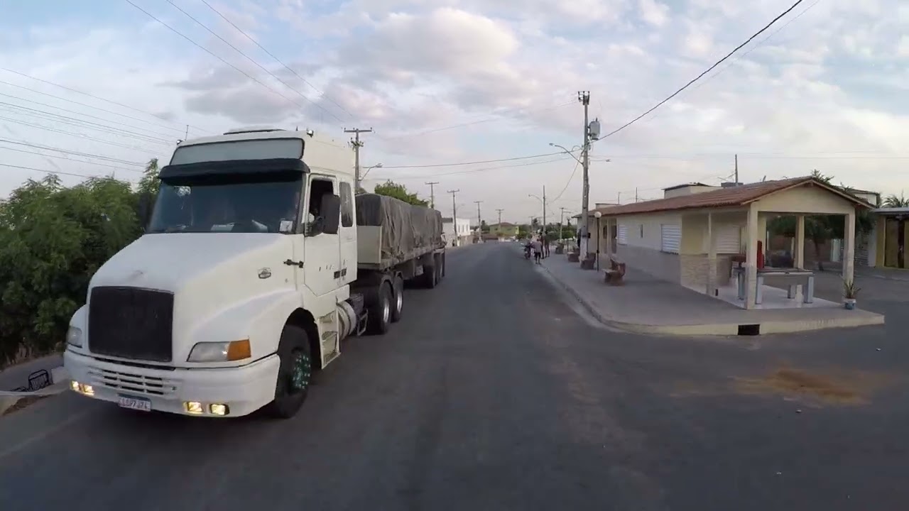 Primeira vez,na cidade de Cajazeirinhas no sertão da Paraíba 🇧🇷