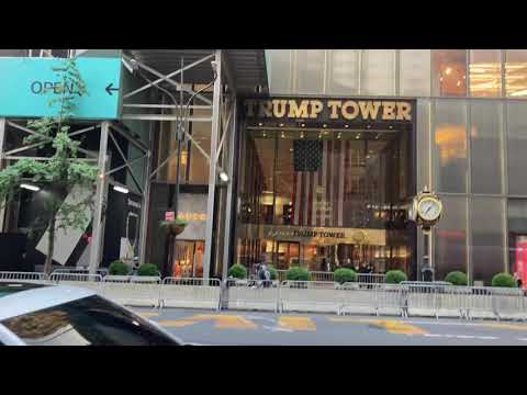 Video: V New Yorku Zaparkované UFO Vedle Trump Tower - Alternativní Pohled