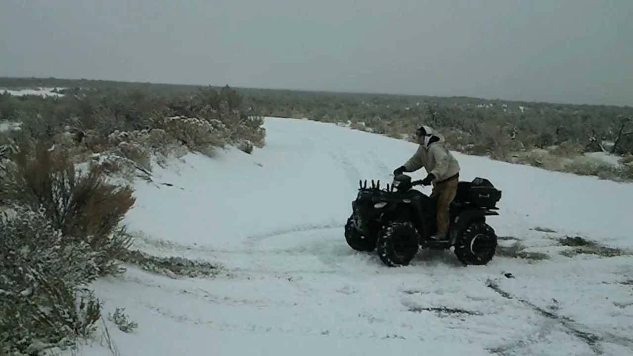 DUDE ON 4 WHEELER RACKS HIMSELF