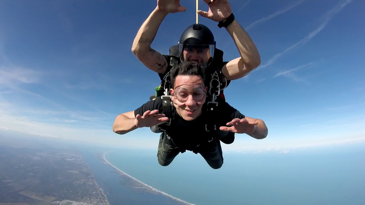 Skydive Sebastian Ahmad's Skydive YouTube