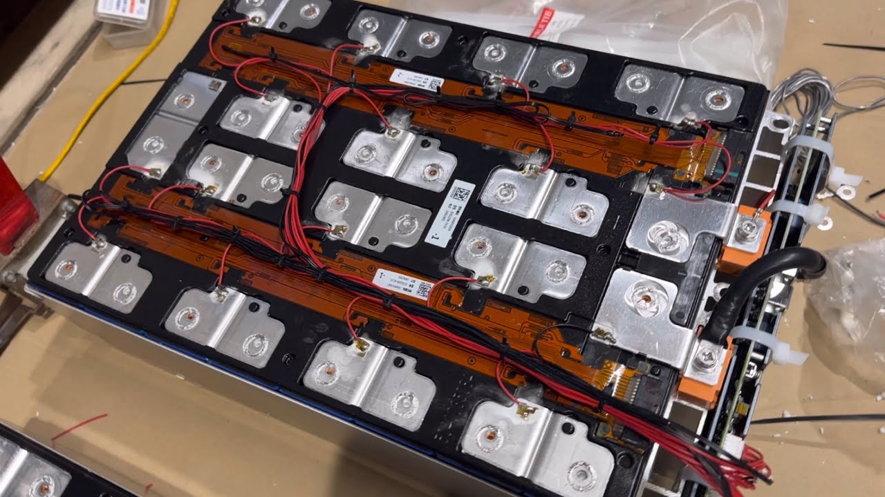 Hoàn thiện khối pin 12v - 24V và 48v tháo xe điện VF5, đủ mạch sẵn dùng giá rẻ 