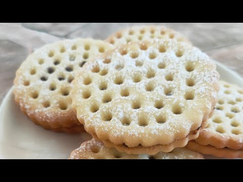 Vidéo: Mini Biscuits Aux Cerises Et Chocolat Noir
