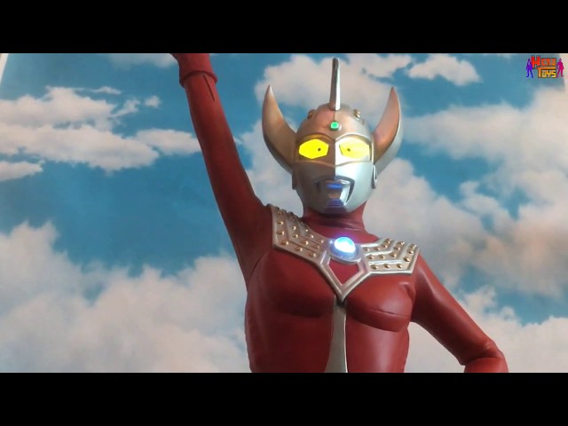 XPLUS ウルトラマンタロウ 登場ポーズ ショウネンリック限定版 - YouTube