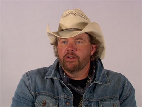 Raw: Toby Keith talks about guest starring on Monday Night - YouTube