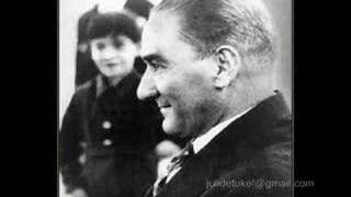 10.YIL MARŞI EŞLİĞİNDE MUSTAFA KEMAL ATATÜRK