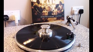 Ali Farka Touré w. Ry Cooder - Amandrai (vinyl: Hana EL, PTP Solid12 (Lenco), Graham Slee Accession)