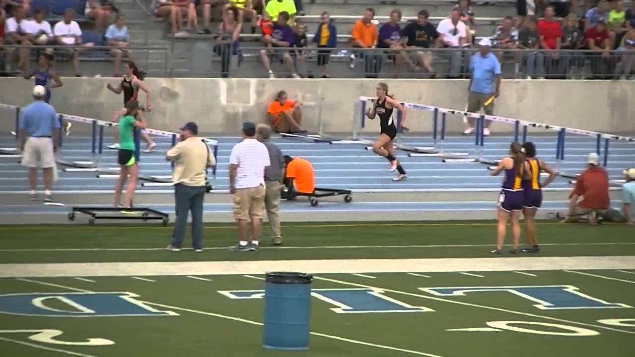 Iowa High School State Track 2013 3A Girls Shuttle Hurdle Relay YouTube