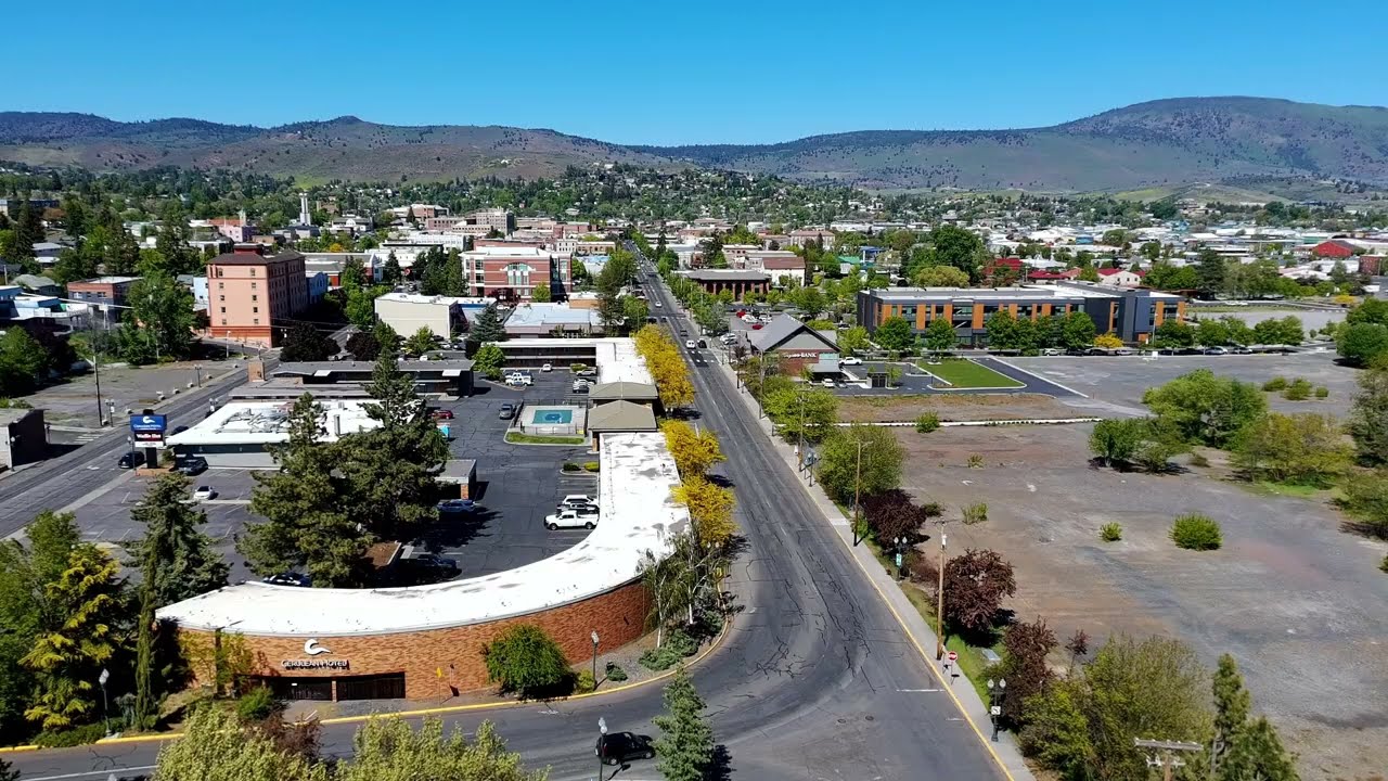 Klamath Falls Oregon 4K Drone View