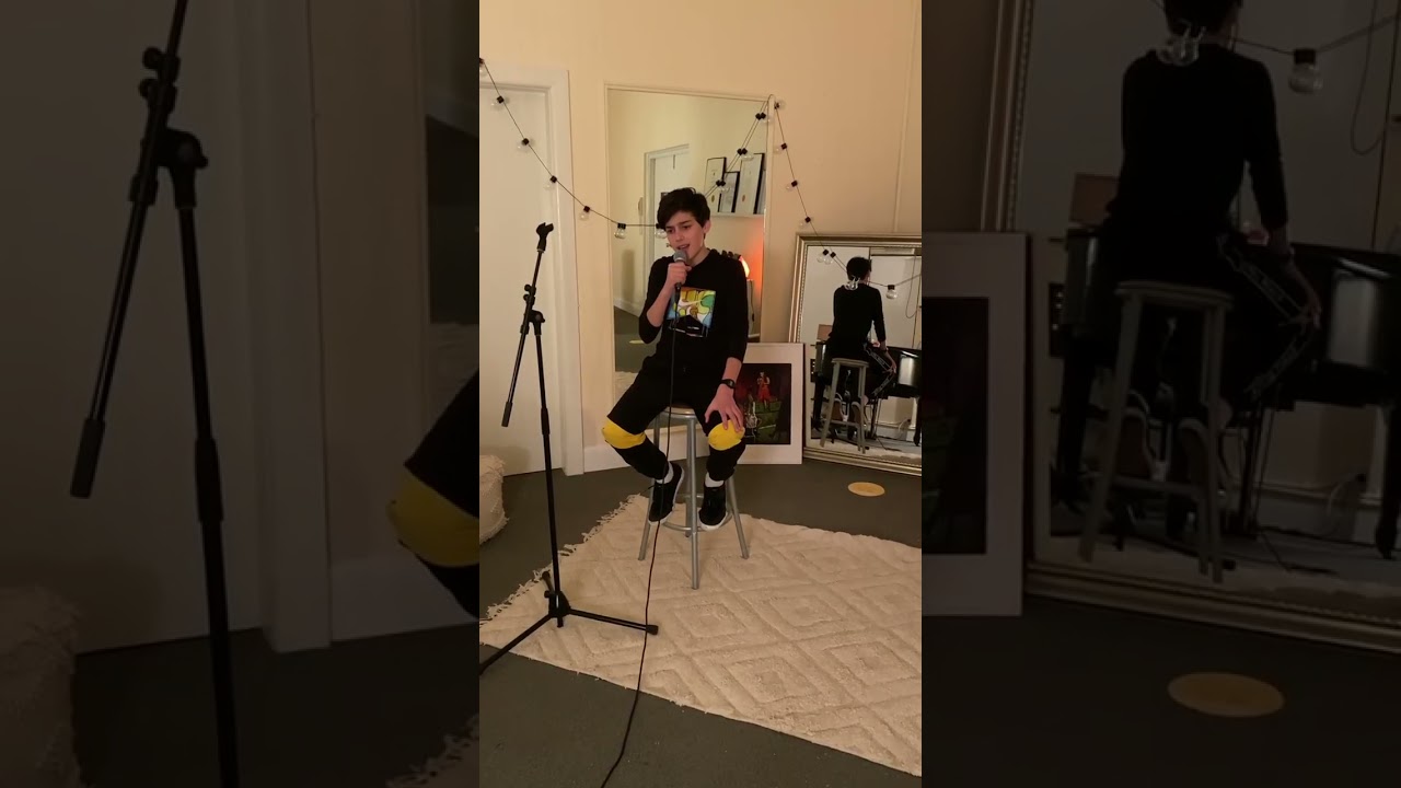 talking to the moon - Alec Golinger