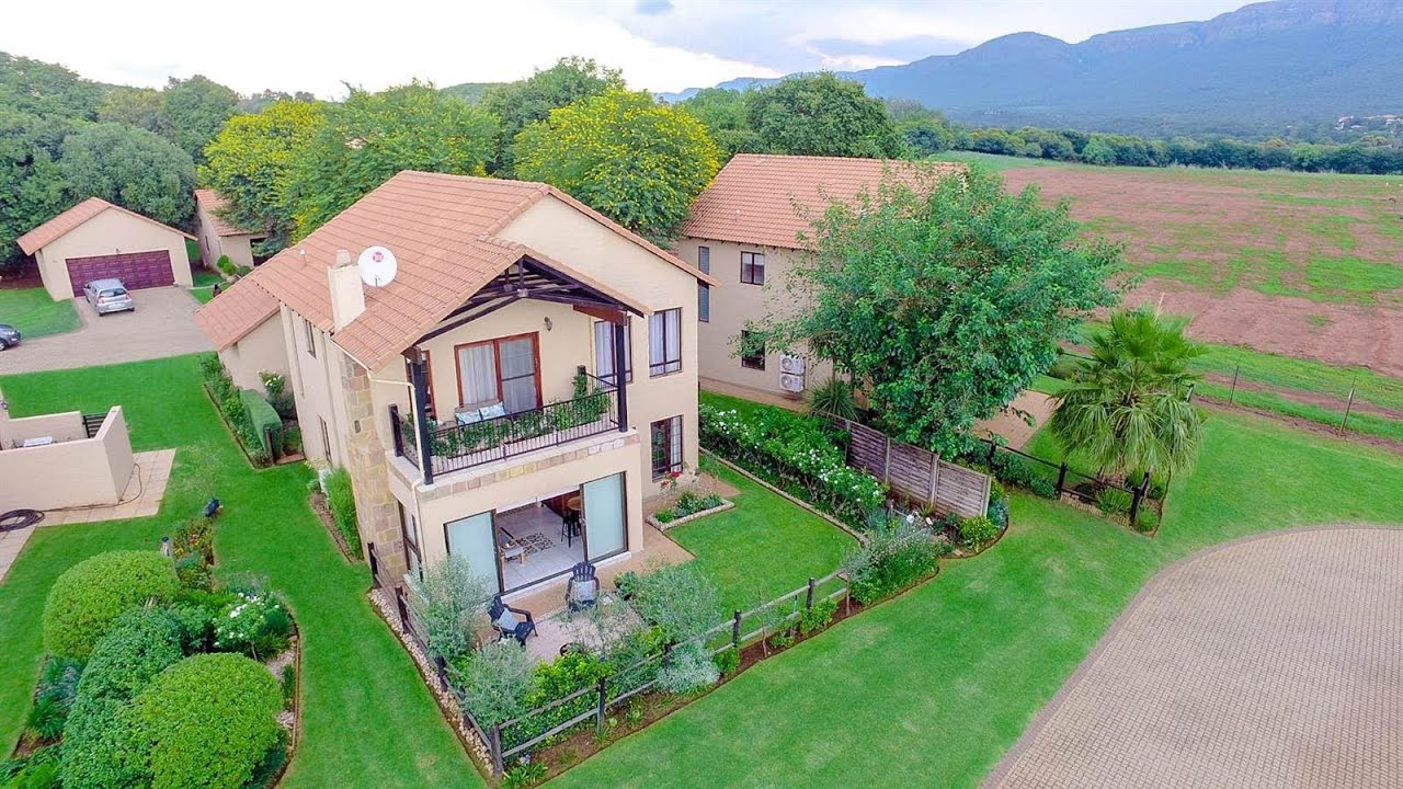 3 Bedroom House for sale in North West Hartbeespoort Dam The Coves