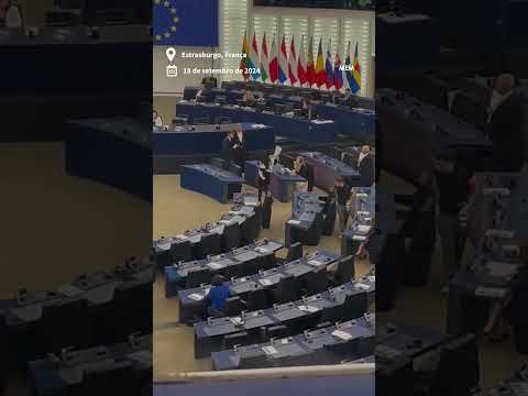 “Tira isso’, diz parlamentar da Europa sobre lenço palestino de um colega