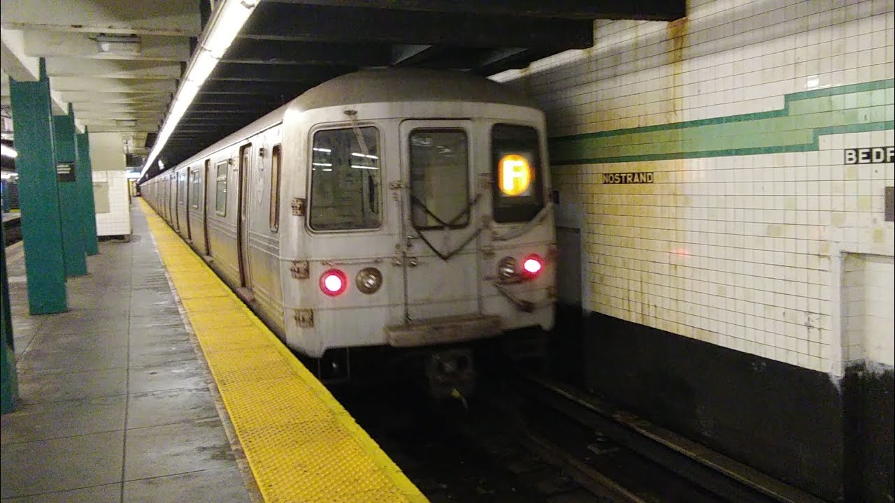 NYC Subway: Court Square bound F Train (via the G Line) at Bedford ...