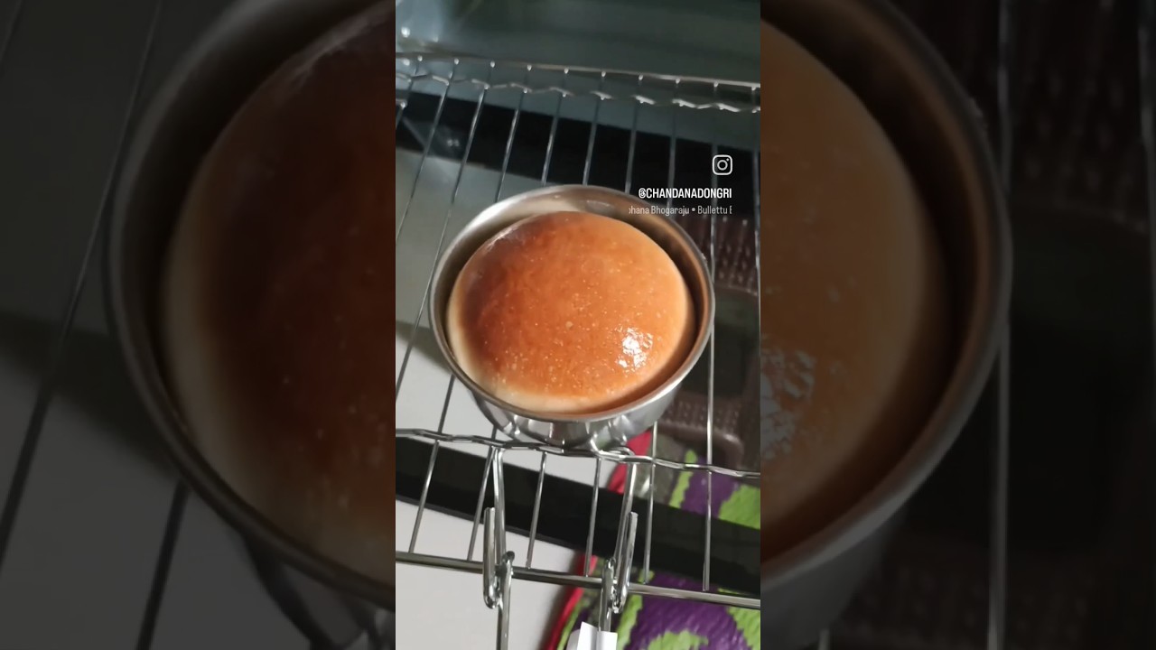 my first home-made bun 🍔🤤🤤 see the texture fluffy nd sponge 