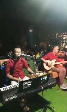 Story wa | Cinta di antara kita🎶 cover 🎤