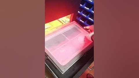 The process of printing the glossy 3D sublimation polymer case