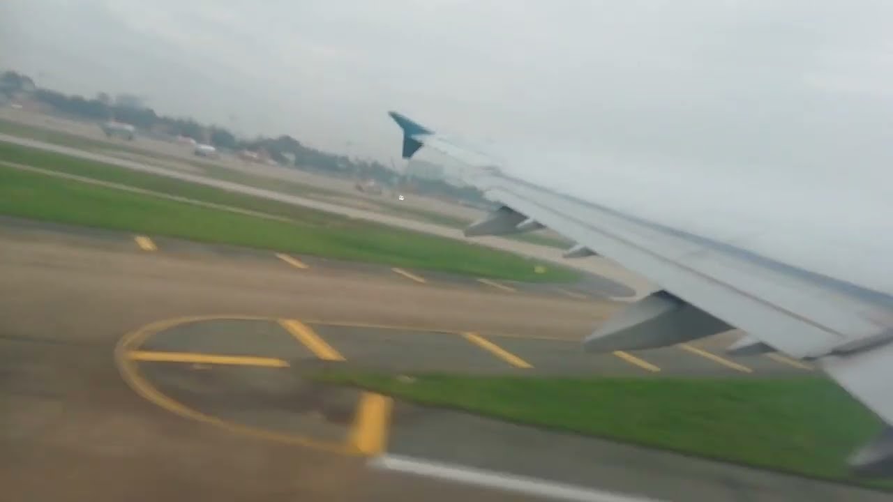 Vietnam Airlines VN606 Take off scene. (Hồ Chí Minh Tan Son Nhat International Airport RWY25L)