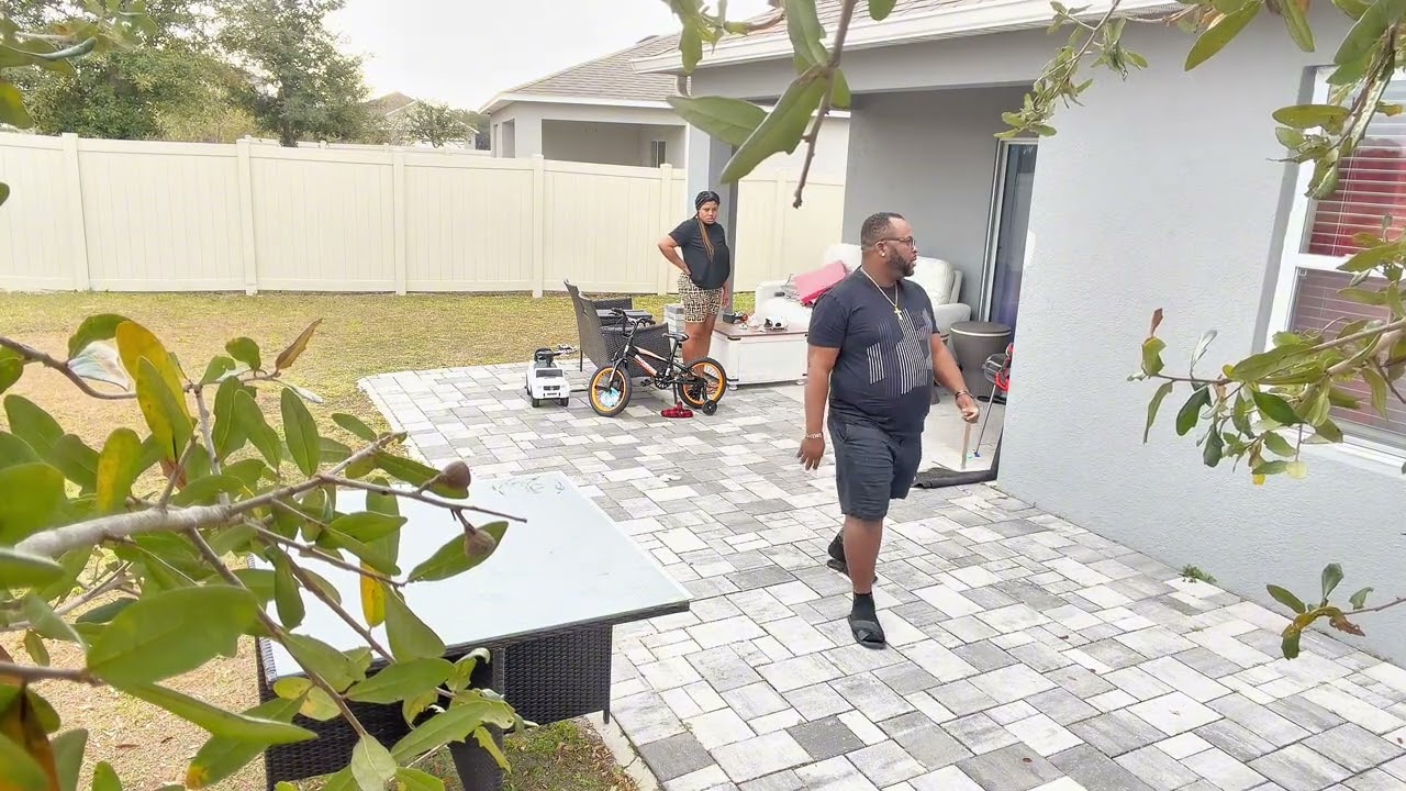 Yon Fanm mande dave sévis poul mennenl ohioh Soraya kampe en kwa li dédoublé 😂😂😂😂