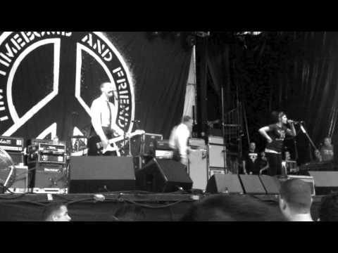 Meat TV - The Interrupters "Cant Be Trusted" Live