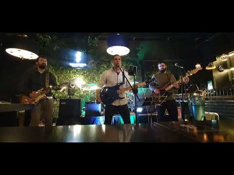 De nuestra presentación en Bar Avenida