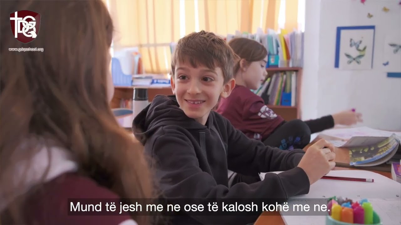 Zbulo Shkolla Ndërkombëtare e Krishterë GDQ (Albanian subtitles)