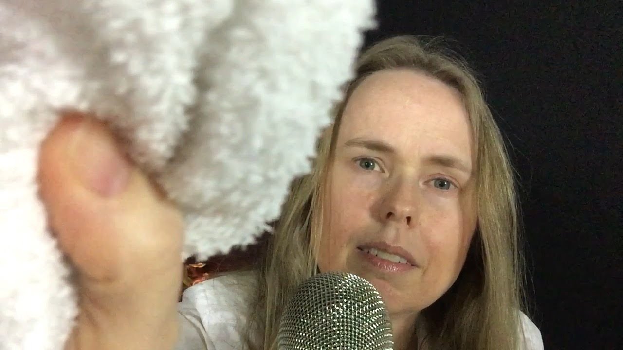 ASMR GEZICHTSVERZORGING 💙 PERSOONLIJKE AANDACHT | ASMR Nederlands