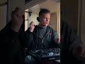 id: signal / rici tiki tavi