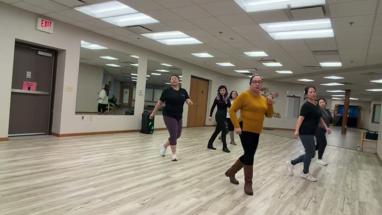 hmong line dance practice 12 11 2025 3