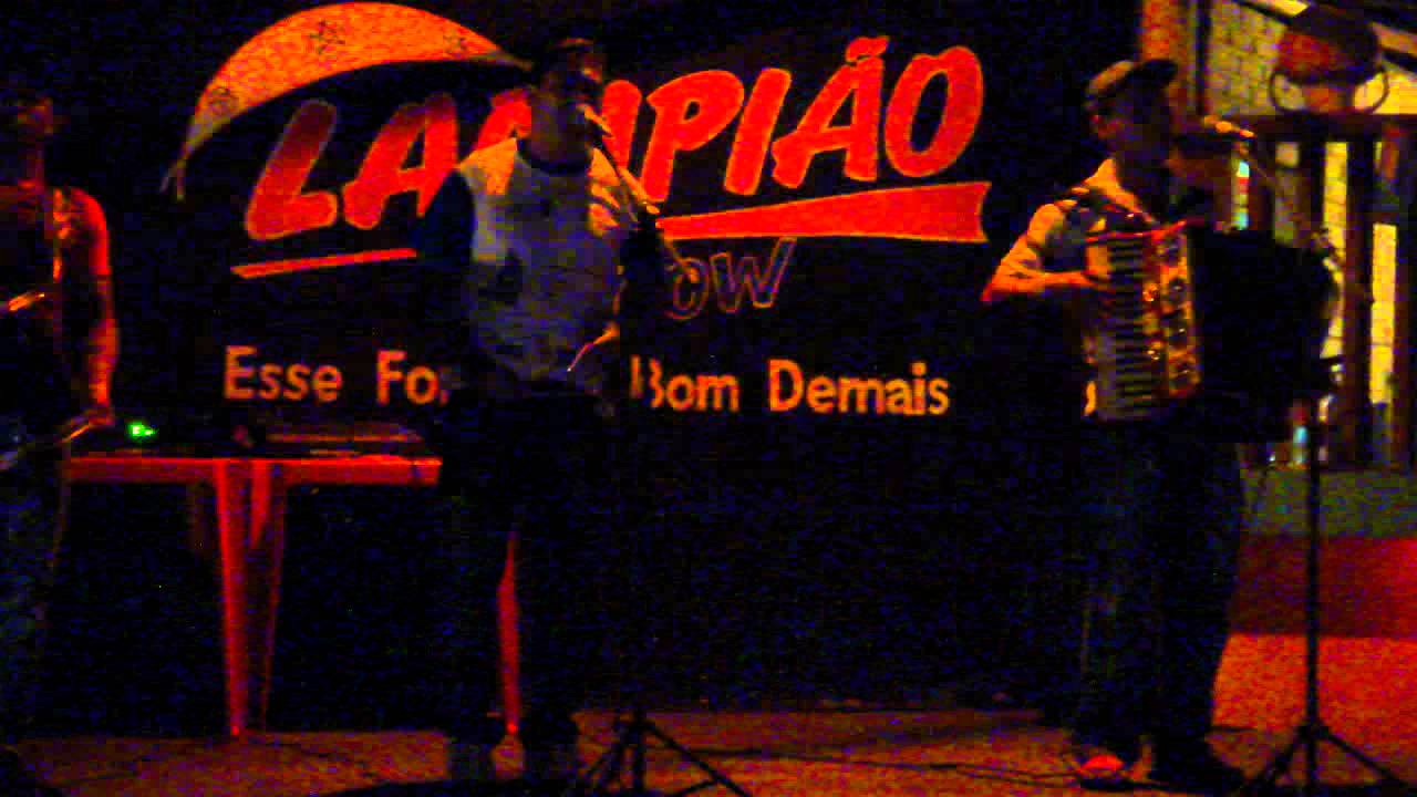 Se eu morasse aqui pertinho nega,