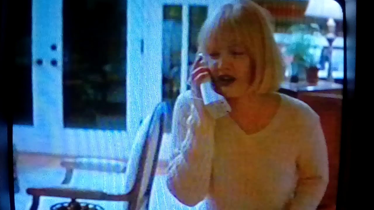 Scream movie drew Barrymore yelled on phone night Ghostface killer ...