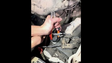 Car Hack My Mechanic Taught Me - #shorts #diy #lifehack #car #mechanic #tools #easyhack
