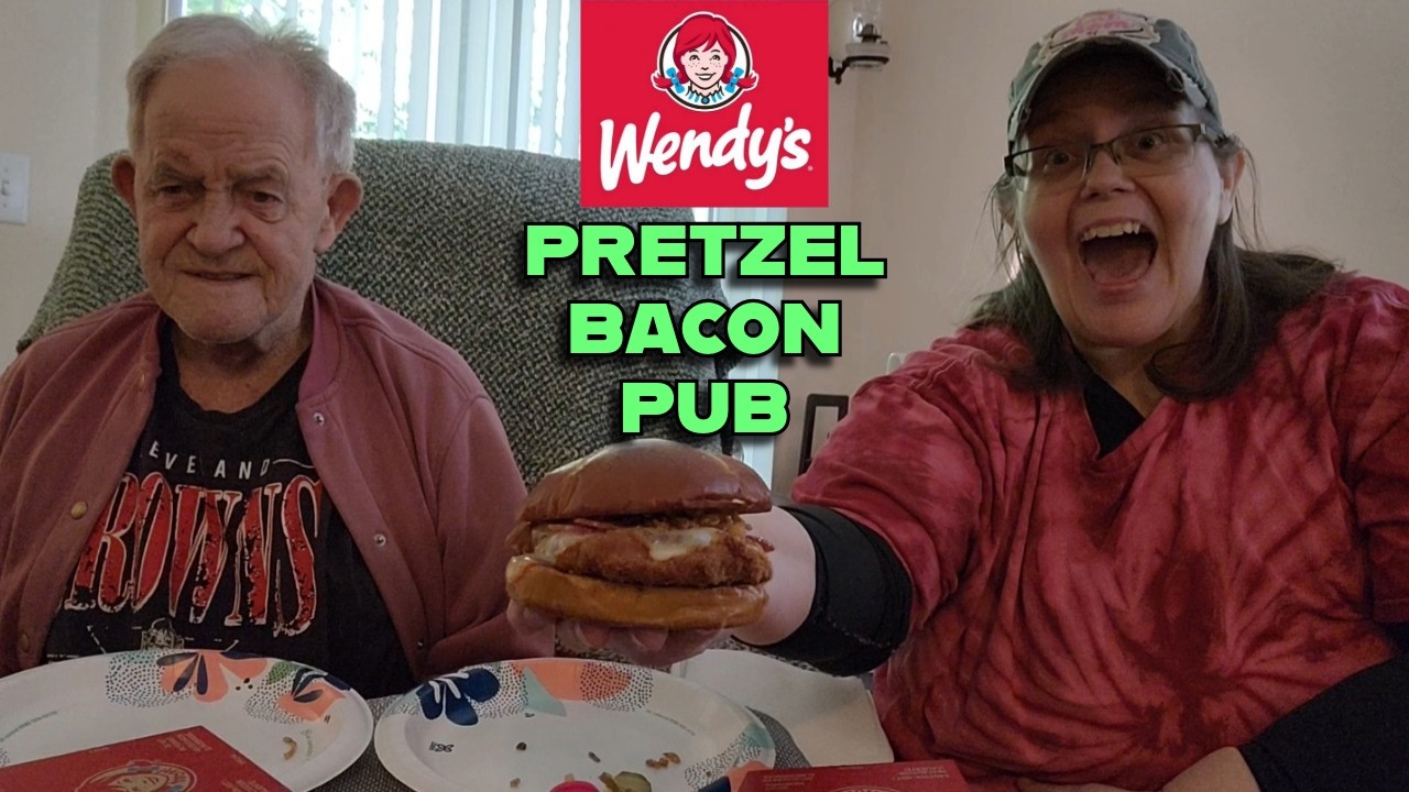 Wendy's Pretzel Bacon Pub Chicken Sandwich Review