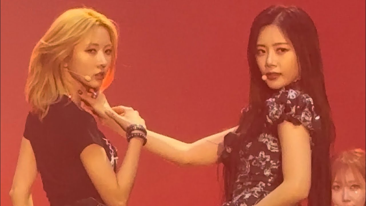 Dreamcatcher (드림캐쳐) YOU & I , live at Barcelona 17/02/204