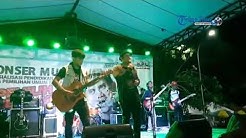 Fadly Padi Hibur Warga Toraja di Konser Musik Sosialisasi Pendidikan Pemilih  - Durasi: 1:48. 
