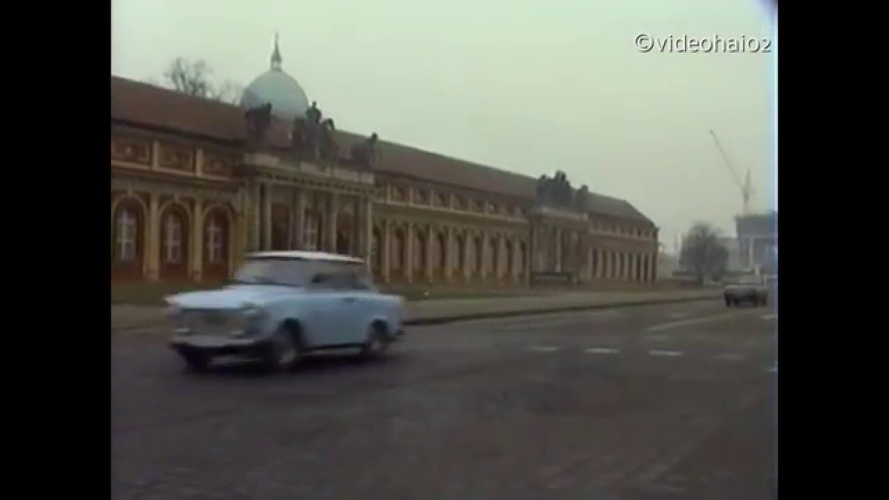 DDR 1990:  Die Kameras vom Alexanderplatz Ein Film von Peter Wensierski